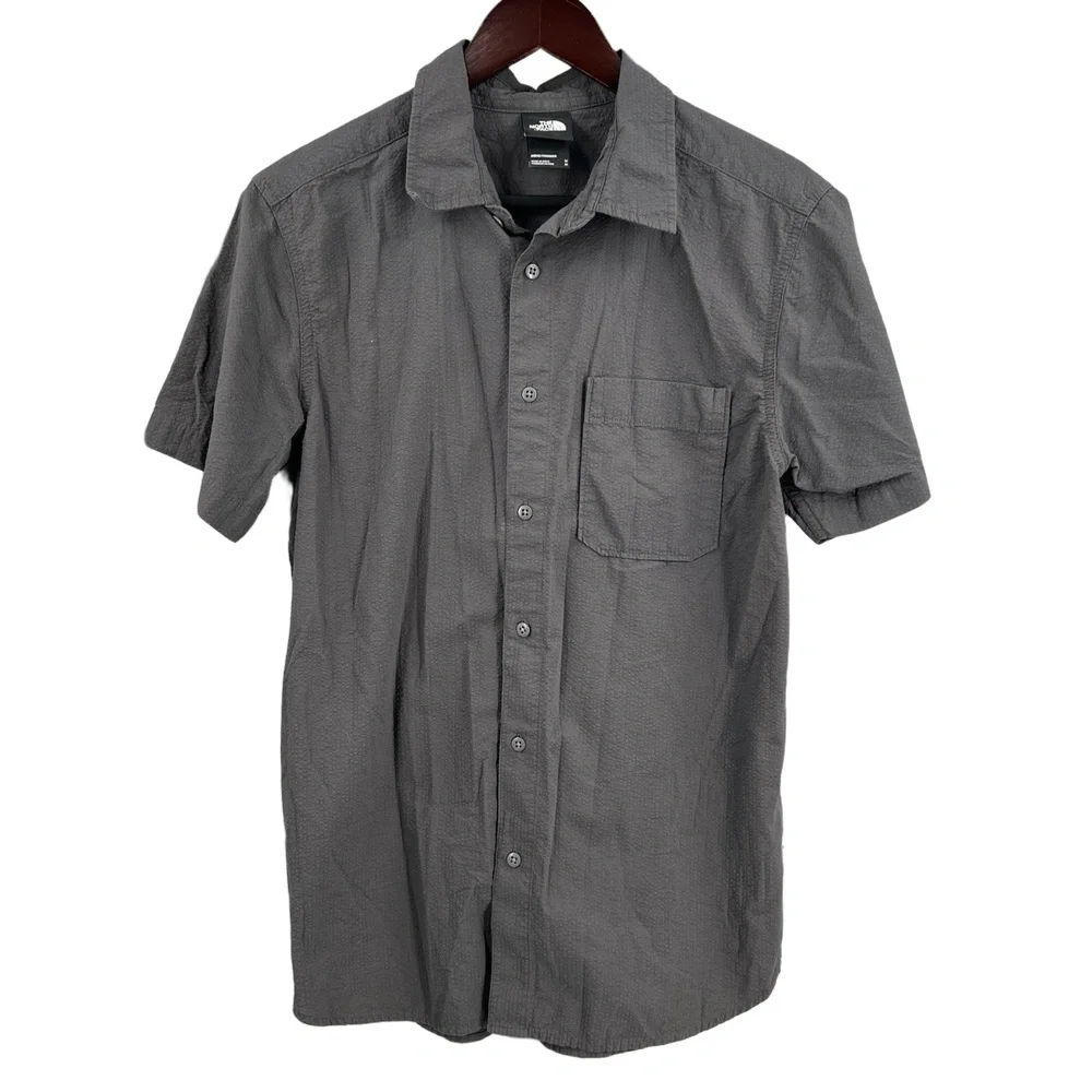 The North Face Men’s Shirt Dark Grey‎ Textured Button Down Collared Medium